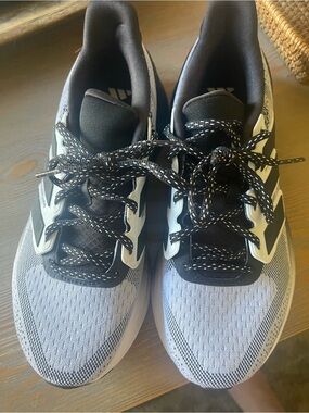 Adidas Women's Athletic Shoes - Black and Light Gray